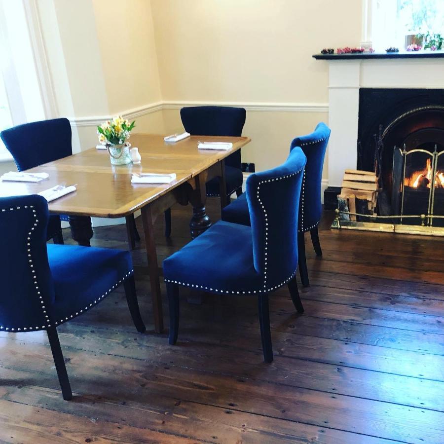 The Alverbank Hotel Gosport Bagian luar foto